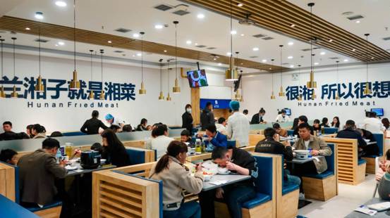 蘭湘子每年送出300多萬元菜品，“2送1換”打造極致客戶服務體驗